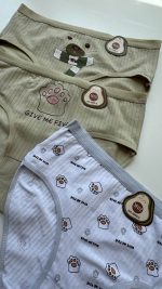 شورت نخی زنانه عروسکی طرح پنجول
