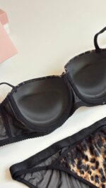 ست اسفنجی پلنگی مخمل با شورت بکلس برند ویلانوا کد 3232