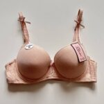 سوتین اسفنجی با بند توری کد 1455 صورتی